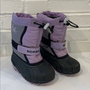 Sorel Snow boots in purple Sz 10